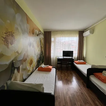 Park Ivailo Hotel *