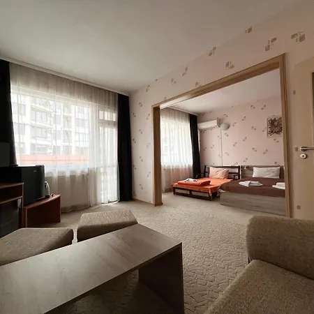 Park Ivailo Hotel *
